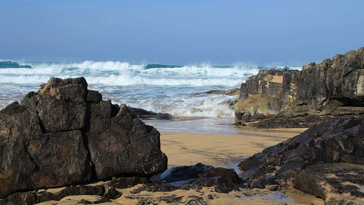 differences between level 1 and level 2 rules regarding covid in the canary islands