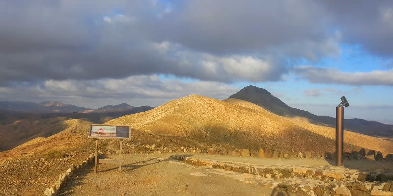 best sunset places fuerteventura mirador sicasumbre