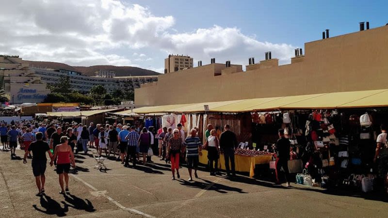 los cristianos market