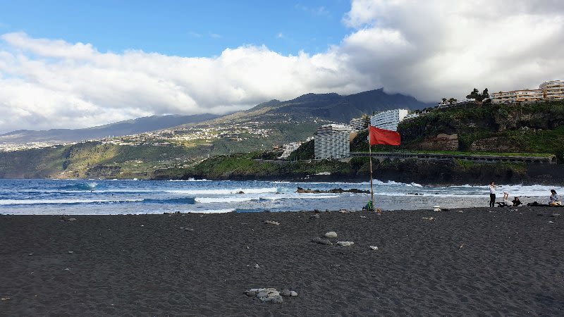 playa martianez tenerife