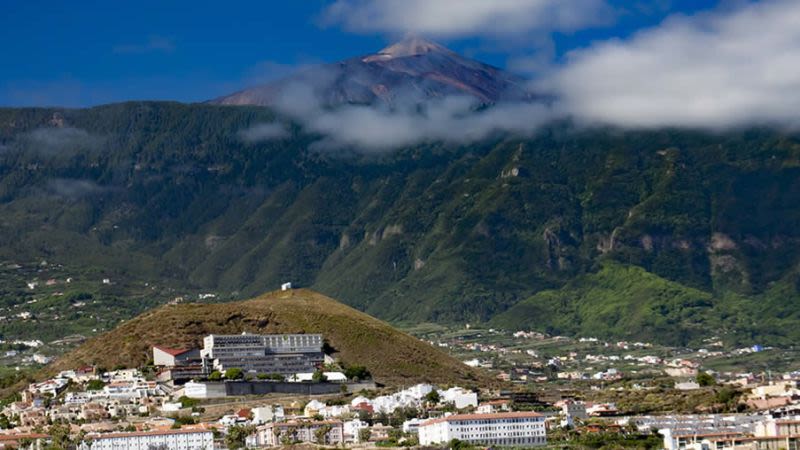 Tenerife weather march