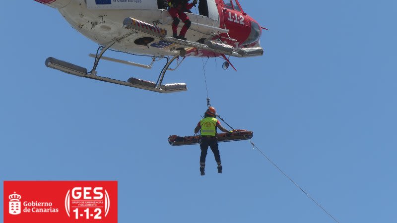 Helicopter rescues injured surfer off Fuerteventura coast