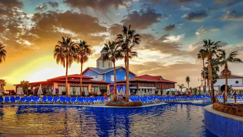 Tenerife accommodation occupancy rose to around 85% in August