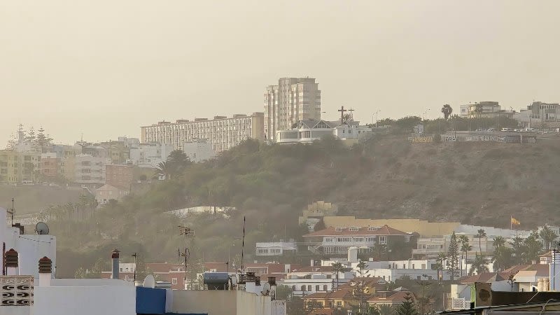 Canary Islands Weather Update: Intensifying calima and a drop in temperatures