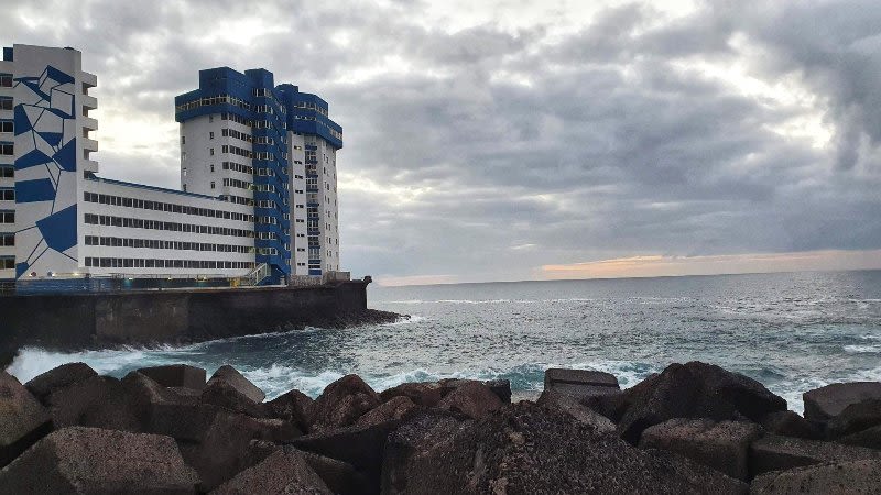 Cloudy skies, light rain and strong wind expected in some parts of the Canaries