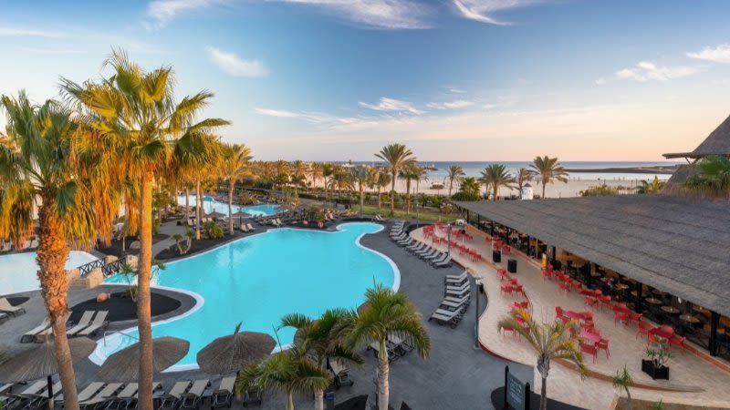 Barceló Fuerteventura Beach recognized as Best Holiday Resort by World Travel Awards