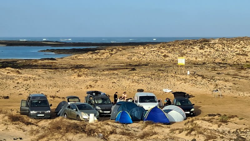Police fine illegal campers along Fuerteventura’s northern coast