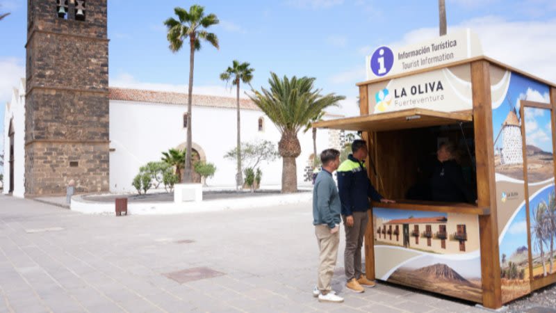 New Tourist Information Point Opens in La Oliva