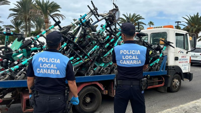 Police removed 242 electric scooters without permits in Corralejo