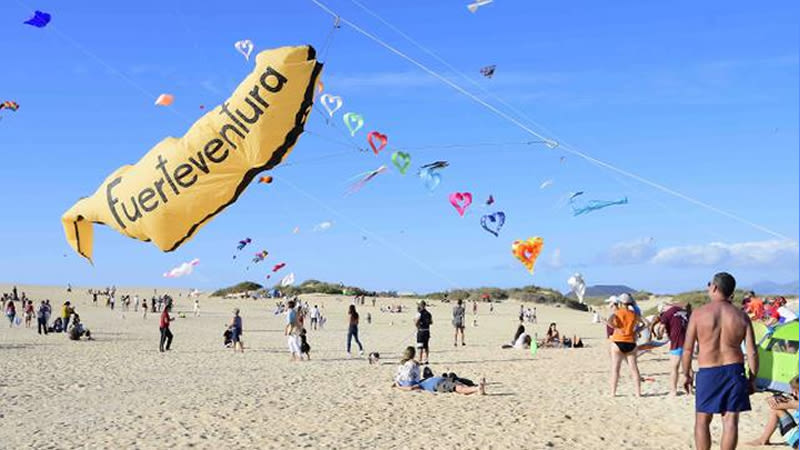 Corralejo International Kite Festival 2022 is promoted in France, in Dieppe