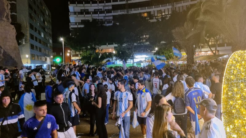 Big celebrations in Las Palmas de Gran Canaria after Argentina's epic World Cup victory