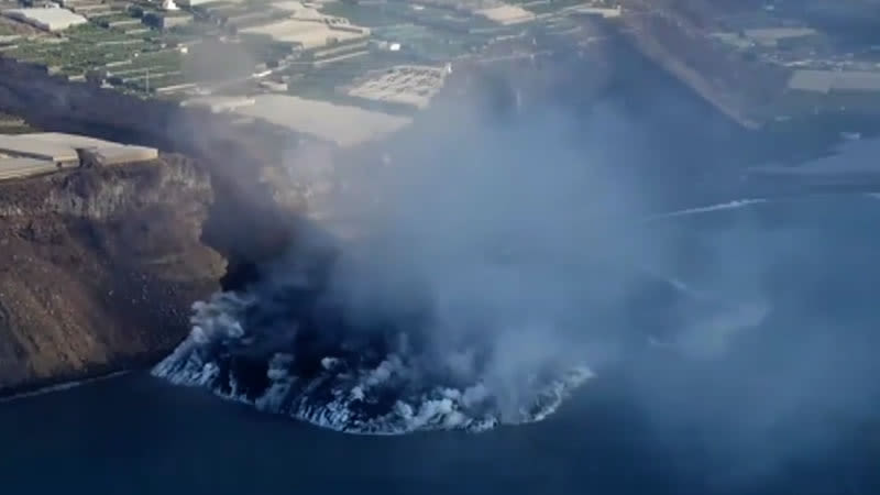 La Palma update: Lava has created a 500 meters wide delta