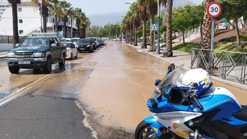 Streets in Playa de Las Americas flooded due to broken water pipe