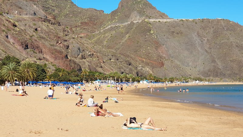 2.1 million air seats scheduled this winter between the UK and the Canary Islands