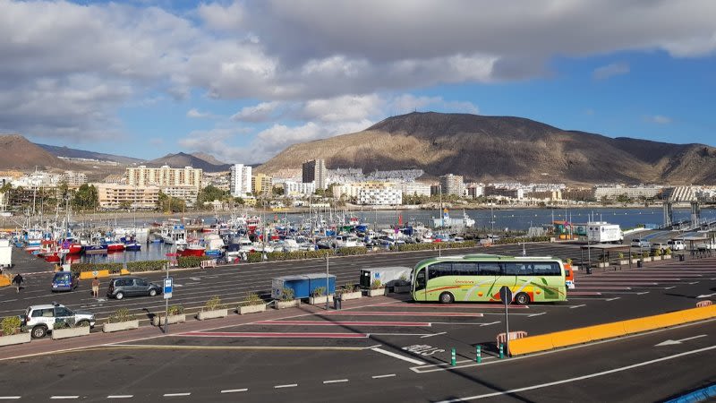 Visit Tenerife without a car: Where to go and how to get around